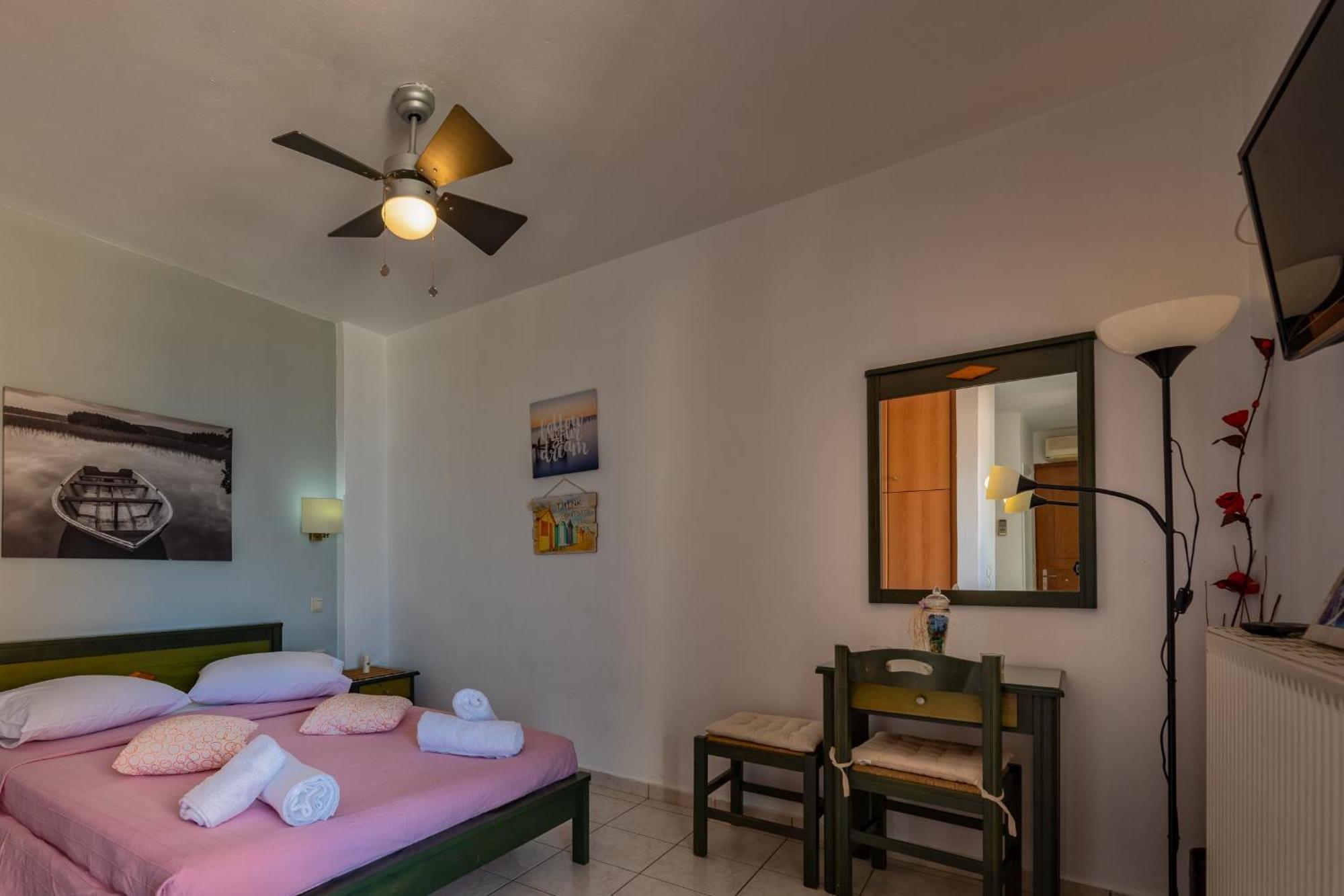 Seafront Spirit Suites Закинтос Экстерьер фото