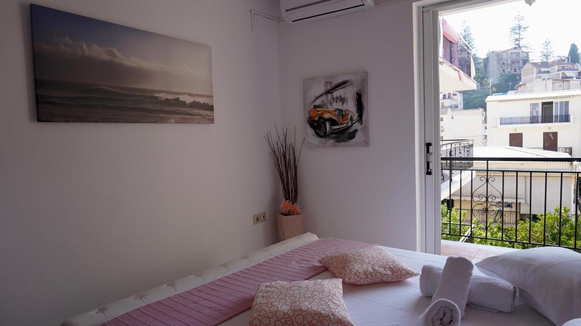 Seafront Spirit Suites Закинтос Номер фото