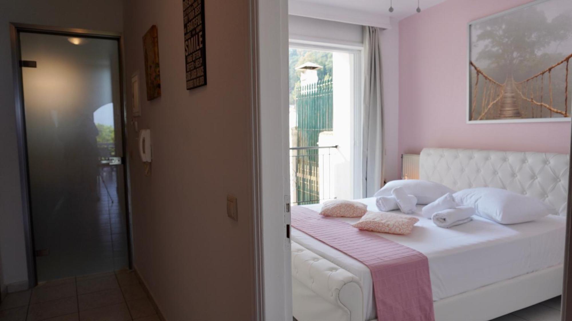 Seafront Spirit Suites Закинтос Номер фото