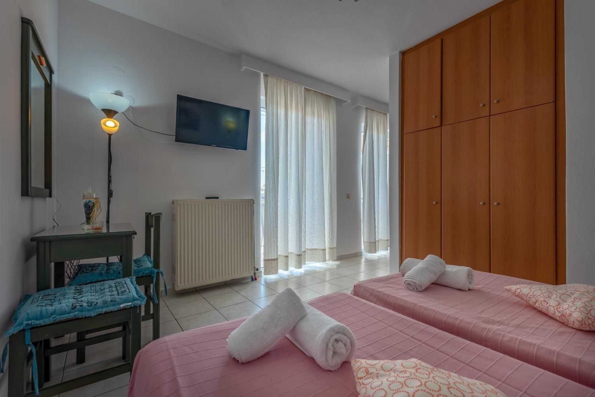 Seafront Spirit Suites Закинтос Номер фото