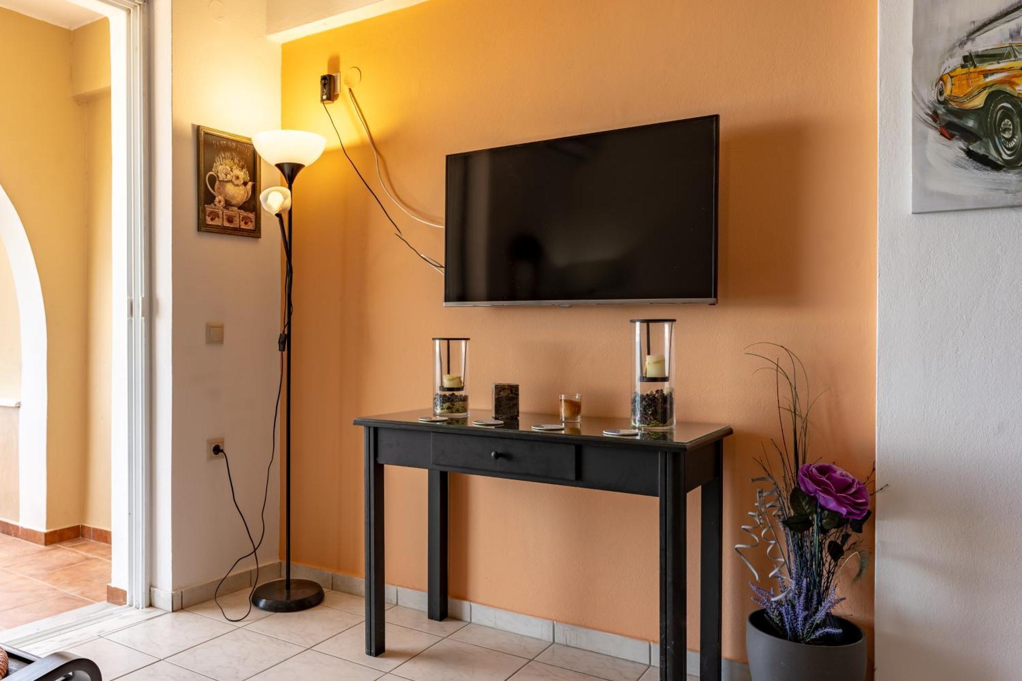 Seafront Spirit Suites Закинтос Номер фото