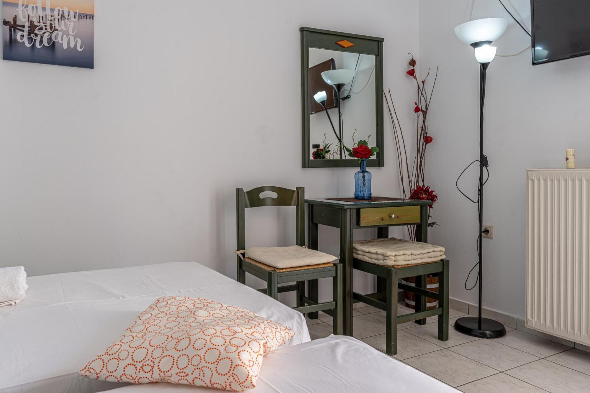 Seafront Spirit Suites Закинтос Номер фото